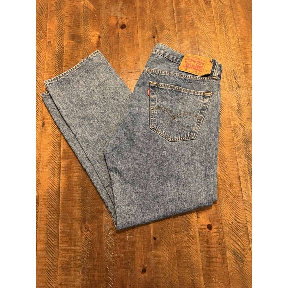 Levis 501 Button Fly Straight Leg Jeans Mens 36 X 30 Light Wash Blue Denim